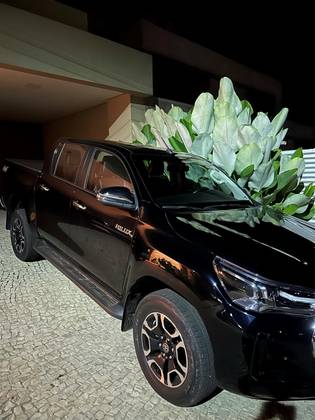 TOYOTA HILUX 2.8 D-4D TURBO DIESEL CD SRV 4X4 AUTOMÁTICO